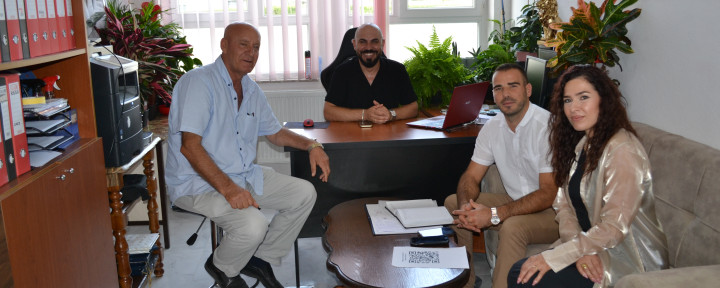 Universiteti “Fehmi Agani” vijon takimet me studentët e Alumni-t për plotësimin e pyetësorëve Vizitohet ShFMU “Shaban Golaj” në Lipovec të Gjakovës